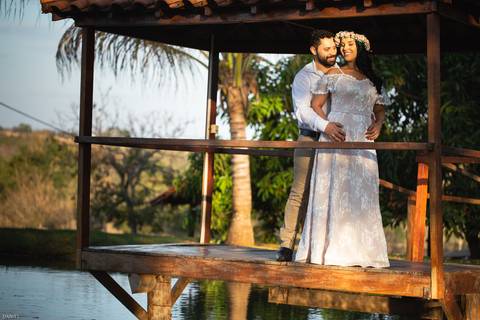 prewedding-ensaiodecasal-fotos-fotografiasdecasal-fotografias-ensaio-wedding-danielcustodio-casamento-minicasamento-cerimoniadecasamento-casamentoemuberlandia-casamentoemaraguari-makenoiva-noivas-noivos-madrinhas-cerimoniapordosol-pordosol-fotografo-udi-'