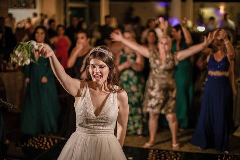 casamento-noiva-casamentoemuberlandia-foto-fotografo-fotodecasamento-uberlandia-casamentoemuberlandia-noivaemuberlandia-foografoemuberlandia-fotosdecasamento-daniel-custodio-casamentolindo-vestidodenoiva-salãodefesta-buque-makenoiva-vestidodecasamento-amo'