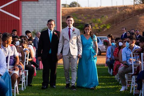 casamento-noiva-tupaciguaracasamentos-cerimonianocampor-noiva-vestidodenoiva-casorio-cerimoniareligiosa-noivaemtupaciguara-casamentoemuberlandia-prewedding-wedding-danielcustodio-foto-fotografias-amor-minasgerais-makenoiva-vestidodenoiva-festadecasamento-'