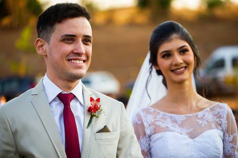 casamento-noiva-tupaciguaracasamentos-cerimonianocampor-noiva-vestidodenoiva-casorio-cerimoniareligiosa-noivaemtupaciguara-casamentoemuberlandia-prewedding-wedding-danielcustodio-foto-fotografias-amor-minasgerais-makenoiva-vestidodenoiva-festadecasamento-'