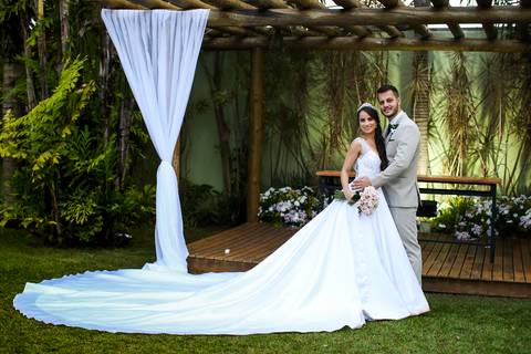casamento-casamentonocampo-pordosol-casamentoarlive-casamentoemuberlandia-cerimoniaaberta-casamentolindo-cerimoniaemcampoaberto-uberlandiacasamento-fotografoemuberlandia-fotografiasdecasamento-danielcustodio-make-noiva-vestidodenoiva-noivo-buque-love-amor'