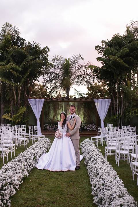 casamento-casamentonocampo-pordosol-casamentoarlive-casamentoemuberlandia-cerimoniaaberta-casamentolindo-cerimoniaemcampoaberto-uberlandiacasamento-fotografoemuberlandia-fotografiasdecasamento-danielcustodio-make-noiva-vestidodenoiva-noivo-buque-love-amor'