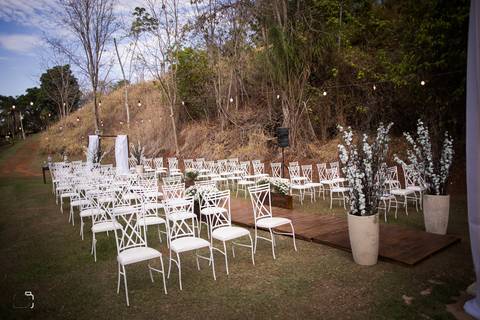 casamento-casamentonocampo-pordosol-casamentoarlive-casamentoemuberlandia-cerimoniaaberta-casamentolindo-cerimoniaemcampoaberto-uberlandiacasamento-fotografoemuberlandia-fotografiasdecasamento-danielcustodio-make-noiva-vestidodenoiva-noivo-buque-love-amor'