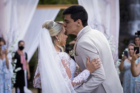 casamento-casamentonocampo-pordosol-casamentoarlive-casamentoemuberlandia-cerimoniaaberta-casamentolindo-cerimoniaemcampoaberto-uberlandiacasamento-fotografoemuberlandia-fotografiasdecasamento-danielcustodio-make-noiva-vestidodenoiva-noivo-buque-love-amor'