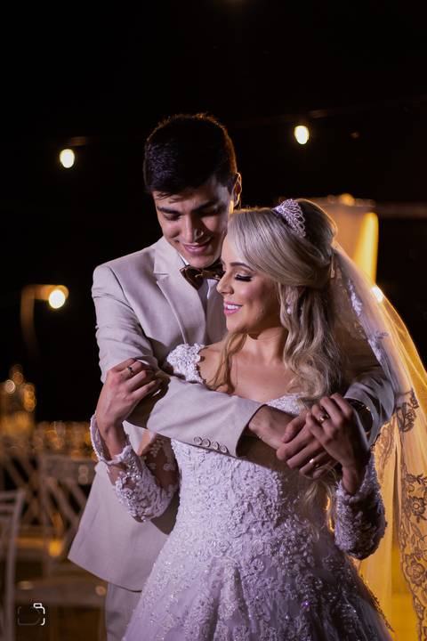 casamento-casamentonocampo-pordosol-casamentoarlive-casamentoemuberlandia-cerimoniaaberta-casamentolindo-cerimoniaemcampoaberto-uberlandiacasamento-fotografoemuberlandia-fotografiasdecasamento-danielcustodio-make-noiva-vestidodenoiva-noivo-buque-love-amor'