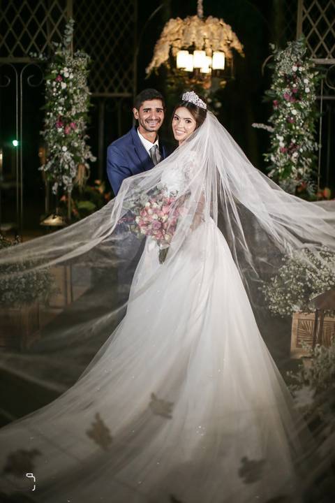 casamento-casamentonocampo-pordosol-casamentoarlive-casamentoemuberlandia-cerimoniaaberta-casamentolindo-cerimoniaemcampoaberto-uberlandiacasamento-fotografoemuberlandia-fotografiasdecasamento-danielcustodio-make-noiva-vestidodenoiva-noivo-buque-love-amor'