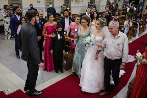 casamento-casamentonocampo-pordosol-casamentoarlive-casamentoemuberlandia-cerimoniaaberta-casamentolindo-cerimoniaemcampoaberto-uberlandiacasamento-fotografoemuberlandia-fotografiasdecasamento-danielcustodio-make-noiva-vestidodenoiva-noivo-buque-love-amor'