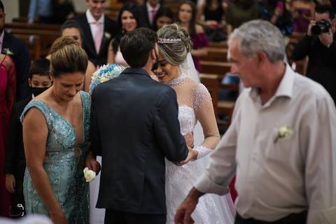 casamento-casamentonocampo-pordosol-casamentoarlive-casamentoemuberlandia-cerimoniaaberta-casamentolindo-cerimoniaemcampoaberto-uberlandiacasamento-fotografoemuberlandia-fotografiasdecasamento-danielcustodio-make-noiva-vestidodenoiva-noivo-buque-love-amor'