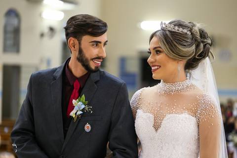 casamento-casamentonocampo-pordosol-casamentoarlive-casamentoemuberlandia-cerimoniaaberta-casamentolindo-cerimoniaemcampoaberto-uberlandiacasamento-fotografoemuberlandia-fotografiasdecasamento-danielcustodio-make-noiva-vestidodenoiva-noivo-buque-love-amor'