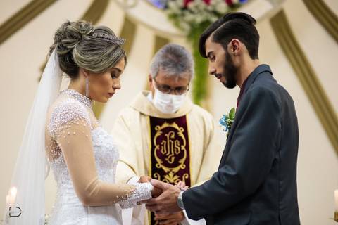 casamento-casamentonocampo-pordosol-casamentoarlive-casamentoemuberlandia-cerimoniaaberta-casamentolindo-cerimoniaemcampoaberto-uberlandiacasamento-fotografoemuberlandia-fotografiasdecasamento-danielcustodio-make-noiva-vestidodenoiva-noivo-buque-love-amor'