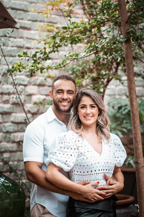 pre-wedding-ensaiodecasal-uberlandiaensaios-casamento-danielcustodiofotografo-foto-fotografoemuberlandia-footgrafiasdecasamento-civil-ensaio-ensaiodenamorados-wedding-looks-para-ensaio-moda-mulher-aliança-amor-uber-diadosnamorados-love-amar-love-cerimonia'