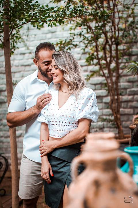 pre-wedding-ensaiodecasal-uberlandiaensaios-casamento-danielcustodiofotografo-foto-fotografoemuberlandia-footgrafiasdecasamento-civil-ensaio-ensaiodenamorados-wedding-looks-para-ensaio-moda-mulher-aliança-amor-uber-diadosnamorados-love-amar-love-cerimonia'