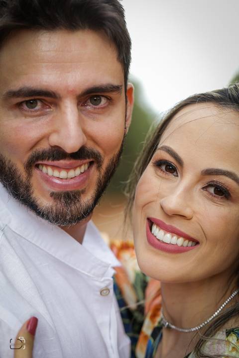 prewedding-ensaiodecasal-fotos-fotografiasdecasal-fotografias-ensaio-wedding-danielcustodio-casamento-minicasamento-cerimoniadecasamento-casamentoemuberlandia-casamentoemaraguari-makenoiva-noivas-noivos-madrinhas-cerimoniapordosol-pordosol-fotografo-udi-'