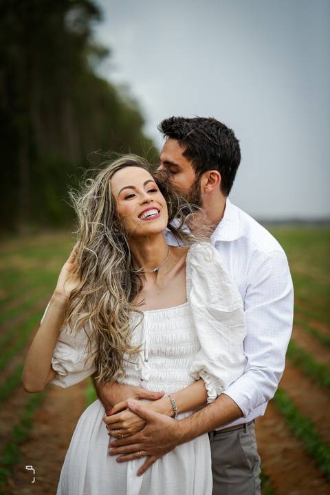 prewedding-ensaiodecasal-fotos-fotografiasdecasal-fotografias-ensaio-wedding-danielcustodio-casamento-minicasamento-cerimoniadecasamento-casamentoemuberlandia-casamentoemaraguari-makenoiva-noivas-noivos-madrinhas-cerimoniapordosol-pordosol-fotografo-udi-'