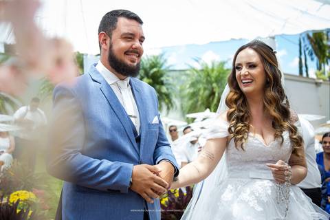 casamento-casamentoemuberlandia-casorio-casar-make-noiva-noiva-fotografias-de-casamento-daniel-custodio-fotografo-buque-vestido-make-off-de-noiva-brinde-fotografo-de-casamento-wedding-mini-casamento-chacara-para-casamento-dj-cerimonia-banda-musical-love'