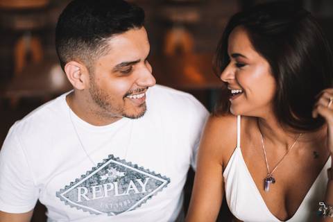 pre-wedding-ensaio-fotos-de-casal-namoro-casar-noivo-fotos-decasamento-noivas-fotos-para-casamento-daniel-custodio-fotografo-cerimonia-fotografias-mini-casamento-floresta-do-lobo-fotografo-minas-gerais-brasil-aliança-civil-amor-love-infinito-risada-'