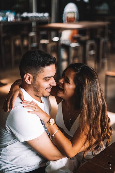 pre-wedding-ensaio-fotos-de-casal-namoro-casar-noivo-fotos-decasamento-noivas-fotos-para-casamento-daniel-custodio-fotografo-cerimonia-fotografias-mini-casamento-floresta-do-lobo-fotografo-minas-gerais-brasil-aliança-civil-amor-love-infinito-risada-'