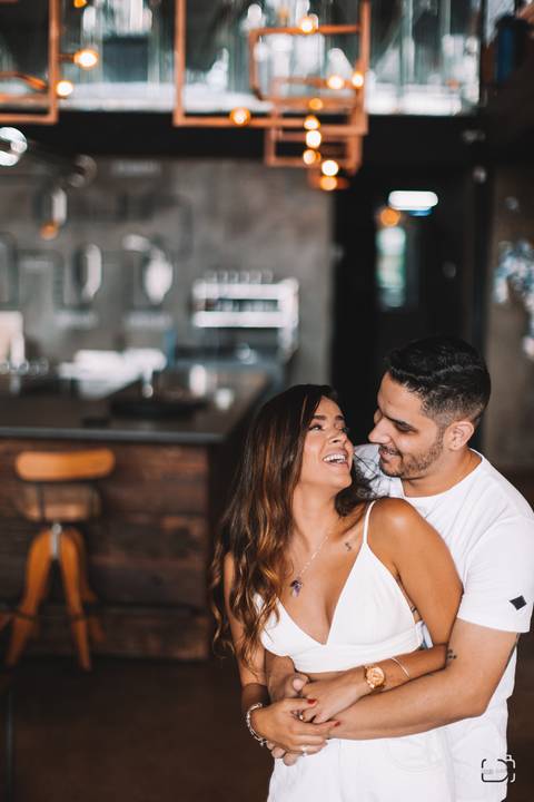 pre-wedding-ensaio-fotos-de-casal-namoro-casar-noivo-fotos-decasamento-noivas-fotos-para-casamento-daniel-custodio-fotografo-cerimonia-fotografias-mini-casamento-floresta-do-lobo-fotografo-minas-gerais-brasil-aliança-civil-amor-love-infinito-risada-'