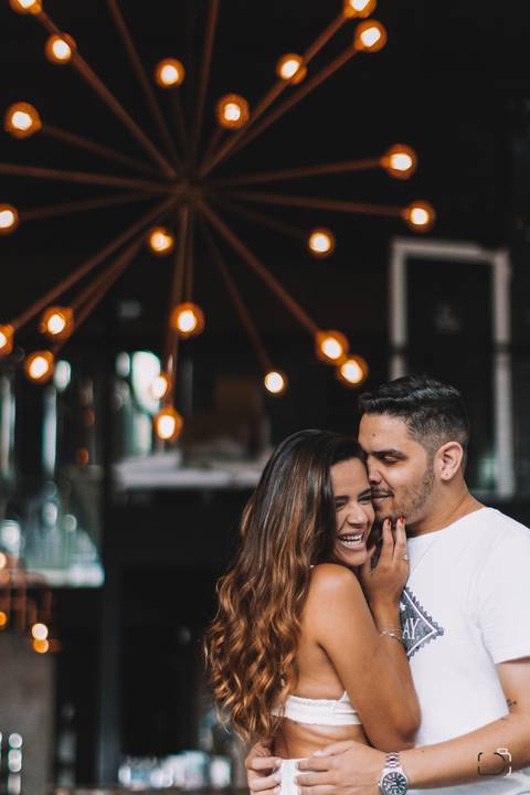 pre-wedding-ensaio-fotos-de-casal-namoro-casar-noivo-fotos-decasamento-noivas-fotos-para-casamento-daniel-custodio-fotografo-cerimonia-fotografias-mini-casamento-floresta-do-lobo-fotografo-minas-gerais-brasil-aliança-civil-amor-love-infinito-risada-'