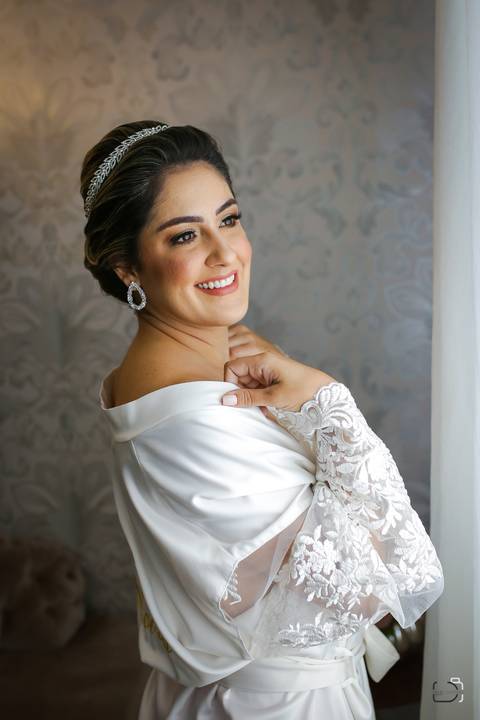 casamento-casar-noiva-make-uberlandia-cerimonia-fotografias-fotografo-foto-minas-gerais-daniel-custodio-vestido-terno-noivo-brinde-festa-decoração-brasil-chacara-dj-bufffet-pista-banda-musical-sapato-buque-arte-pordosol-dança-noivos-sorriso-civil-ensaio'