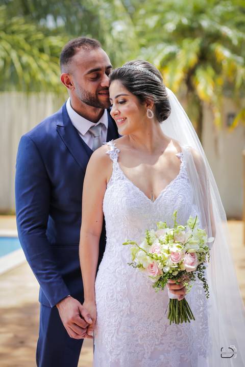 casamento-casar-noiva-make-uberlandia-cerimonia-fotografias-fotografo-foto-minas-gerais-daniel-custodio-vestido-terno-noivo-brinde-festa-decoração-brasil-chacara-dj-bufffet-pista-banda-musical-sapato-buque-arte-pordosol-dança-noivos-sorriso-civil-ensaio'