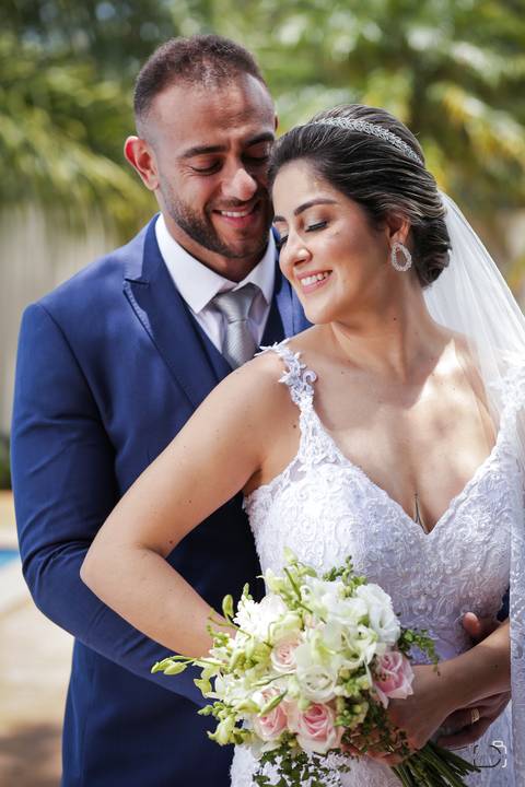 casamento-casar-noiva-make-uberlandia-cerimonia-fotografias-fotografo-foto-minas-gerais-daniel-custodio-vestido-terno-noivo-brinde-festa-decoração-brasil-chacara-dj-bufffet-pista-banda-musical-sapato-buque-arte-pordosol-dança-noivos-sorriso-civil-ensaio'