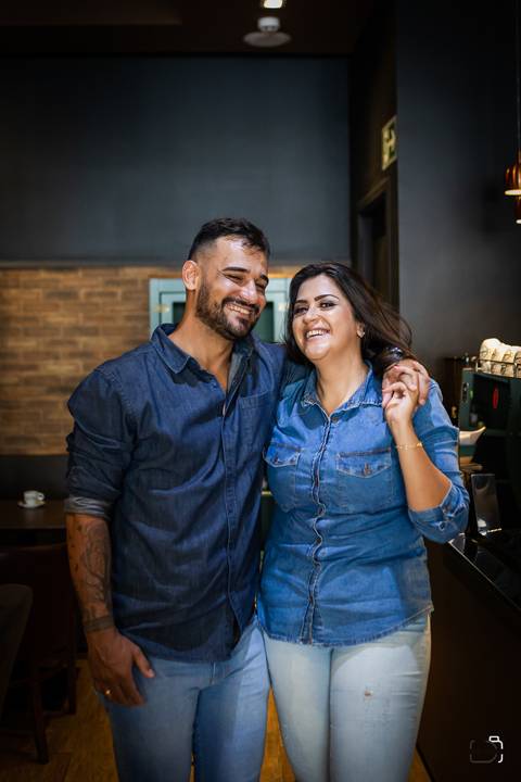 pre-wedding-ensaio-foto-fotografias-casal-casar-uberlandia-casamento-minas-gerais-cerimonia-fotografo-daniel-custodio-religioso-civil-foto-de-casamento-cafe-romantico-lindos-casal-de-namorados-fotografo-de-casamento-brasil-mundo-amor-love-sorrriso-amores'