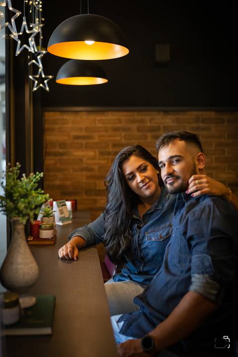 pre-wedding-ensaio-foto-fotografias-casal-casar-uberlandia-casamento-minas-gerais-cerimonia-fotografo-daniel-custodio-religioso-civil-foto-de-casamento-cafe-romantico-lindos-casal-de-namorados-fotografo-de-casamento-brasil-mundo-amor-love-sorrriso-amores'