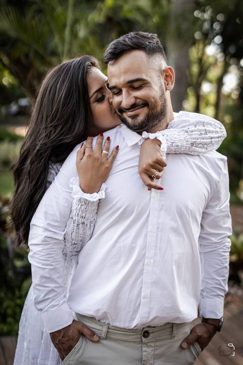 pre-wedding-ensaio-foto-fotografias-casal-casar-uberlandia-casamento-minas-gerais-cerimonia-fotografo-daniel-custodio-religioso-civil-foto-de-casamento-cafe-romantico-lindos-casal-de-namorados-fotografo-de-casamento-brasil-mundo-amor-love-sorrriso-amores'