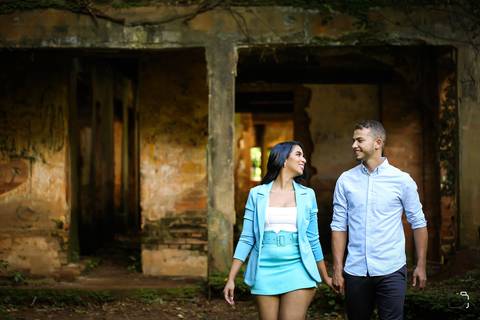 pre-wedding-ensaio-fotografias-casamento-araxa-minas-gerais-uberlandia-fotos-casar-make-noiva-noivo-buque-vestido-sapato-espaço-de-noiva-chacara-amor-terno-dj-pista-de-dança-buffet-decoração-banda-filmagem-cantor-pagode-sertanejo-retrato-mãe-pai-madrinha-'