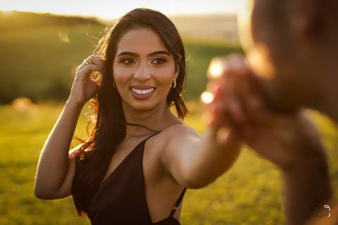 pre-wedding-ensaio-fotografias-casamento-araxa-minas-gerais-uberlandia-fotos-casar-make-noiva-noivo-buque-vestido-sapato-espaço-de-noiva-chacara-amor-terno-dj-pista-de-dança-buffet-decoração-banda-filmagem-cantor-pagode-sertanejo-retrato-mãe-pai-madrinha-'