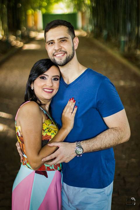 wedding-prewedding-ensaiodecasal-foot-fotografias-casamento-retrato-fotografodecasamento-uberlandia-araxa-pordosol-make-noiva-noivo-ensaiocriativo-love-minasgerais-brasil-vestidodenoiva-padrinhos-madrinhas-portaaliança-vestidodenoiva-amor-love-buffet-dj-'