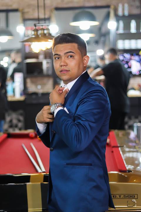 casamento-casar-noiva-rildo-cabelo-penteado-noivo-madrinha-irma-vestido-ensaio-foto-fotografias-buque-amor-casamento-igrejaodaniel-custodio-fotografodecasamento-minasgerais-brasil-love-inesquecivel-amor-namorados-chacara-cerimonia-cerimonial-dj-buffet-'