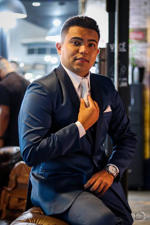 casamento-casar-noiva-rildo-cabelo-penteado-noivo-madrinha-irma-vestido-ensaio-foto-fotografias-buque-amor-casamento-igrejaodaniel-custodio-fotografodecasamento-minasgerais-brasil-love-inesquecivel-amor-namorados-chacara-cerimonia-cerimonial-dj-buffet-'