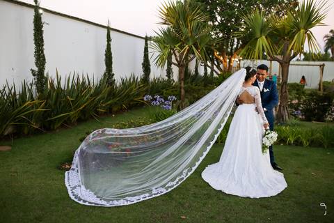 casamento-casar-noiva-rildo-cabelo-penteado-noivo-madrinha-irma-vestido-ensaio-foto-fotografias-buque-amor-casamento-igrejaodaniel-custodio-fotografodecasamento-minasgerais-brasil-love-inesquecivel-amor-namorados-chacara-cerimonia-cerimonial-dj-buffet-'
