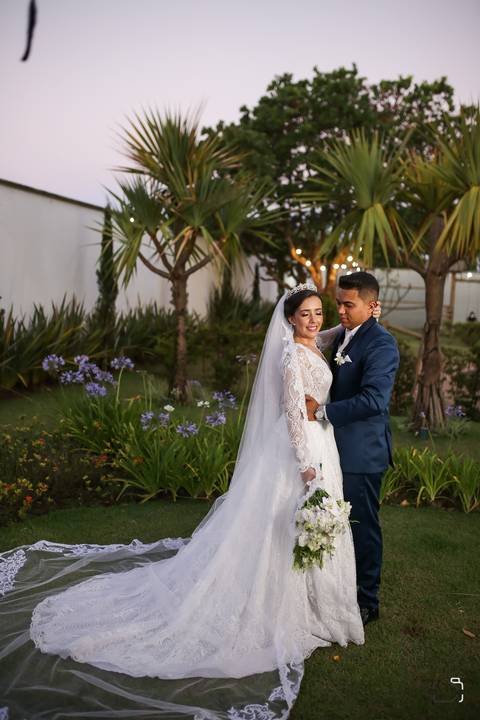 casamento-casar-noiva-rildo-cabelo-penteado-noivo-madrinha-irma-vestido-ensaio-foto-fotografias-buque-amor-casamento-igrejaodaniel-custodio-fotografodecasamento-minasgerais-brasil-love-inesquecivel-amor-namorados-chacara-cerimonia-cerimonial-dj-buffet-'
