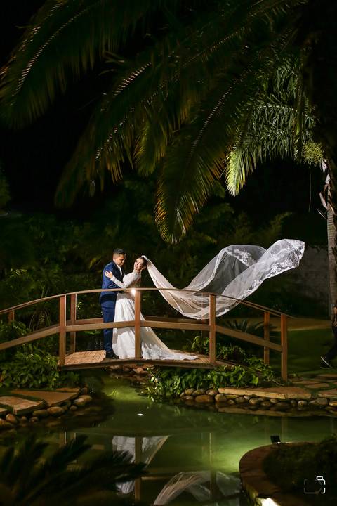 casamento-casar-noiva-rildo-cabelo-penteado-noivo-madrinha-irma-vestido-ensaio-foto-fotografias-buque-amor-casamento-igrejaodaniel-custodio-fotografodecasamento-minasgerais-brasil-love-inesquecivel-amor-namorados-chacara-cerimonia-cerimonial-dj-buffet-'