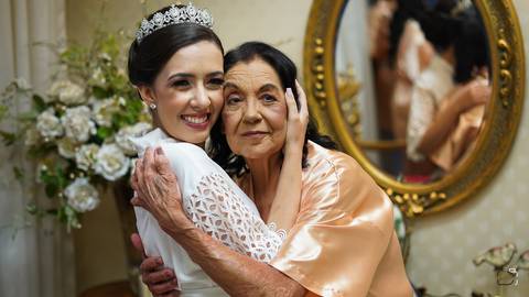 casamento-casar-noiva-rildo-cabelo-penteado-noivo-madrinha-irma-vestido-ensaio-foto-fotografias-buque-amor-casamento-igrejaodaniel-custodio-fotografodecasamento-minasgerais-brasil-love-inesquecivel-amor-namorados-chacara-cerimonia-cerimonial-dj-buffet-'