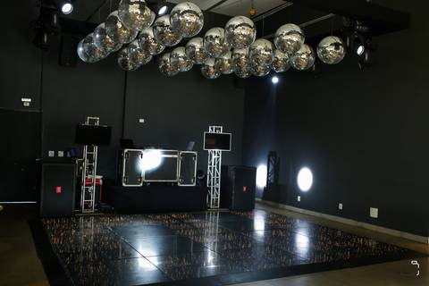 casamento-casar-noiva-rildo-cabelo-penteado-noivo-madrinha-irma-vestido-ensaio-foto-fotografias-buque-amor-casamento-igrejaodaniel-custodio-fotografodecasamento-minasgerais-brasil-love-inesquecivel-amor-namorados-chacara-cerimonia-cerimonial-dj-buffet-'