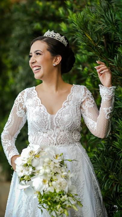 casamento-casar-noiva-rildo-cabelo-penteado-noivo-madrinha-irma-vestido-ensaio-foto-fotografias-buque-amor-casamento-igrejaodaniel-custodio-fotografodecasamento-minasgerais-brasil-love-inesquecivel-amor-namorados-chacara-cerimonia-cerimonial-dj-buffet-'