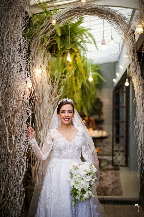 casamento-casar-noiva-rildo-cabelo-penteado-noivo-madrinha-irma-vestido-ensaio-foto-fotografias-buque-amor-casamento-igrejaodaniel-custodio-fotografodecasamento-minasgerais-brasil-love-inesquecivel-amor-namorados-chacara-cerimonia-cerimonial-dj-buffet-'