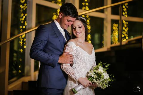 casamento-cerimonia-noiva-make-peteado-buque-vestido-espaço-rildo-mae-avo-pai-noivo-madrinha-padrinho-coco-bambu-uberlandia-minas-fotografo-de-casamento-restrato-danil-custodio-terno-pista-de-dança-dj-cerimonia-civil-fotos-festa-banda-decoração-amor-love'