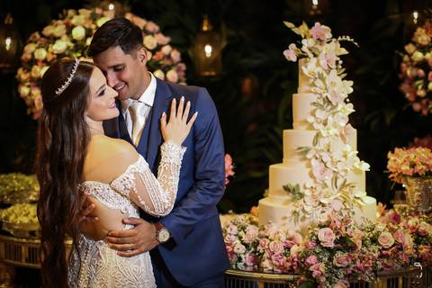 casamento-cerimonia-noiva-make-peteado-buque-vestido-espaço-rildo-mae-avo-pai-noivo-madrinha-padrinho-coco-bambu-uberlandia-minas-fotografo-de-casamento-restrato-danil-custodio-terno-pista-de-dança-dj-cerimonia-civil-fotos-festa-banda-decoração-amor-love'