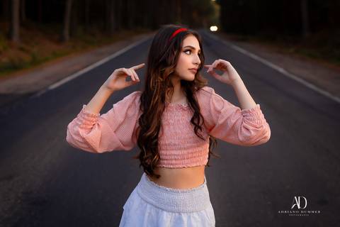 foto de 15 anos no asfalto'