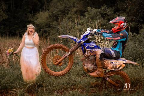 pré wedding com moto'