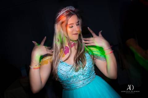 debutante na sua festa'