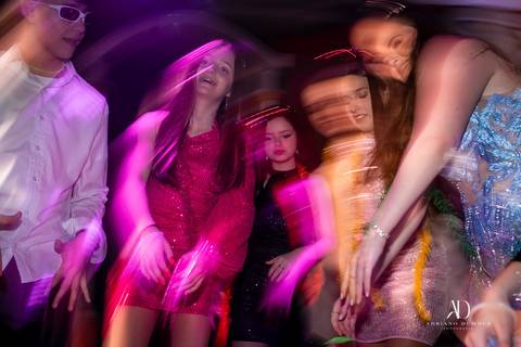 debutante e seus amigos'