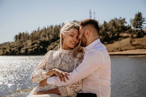 Prewedding no lago do Itapeva'