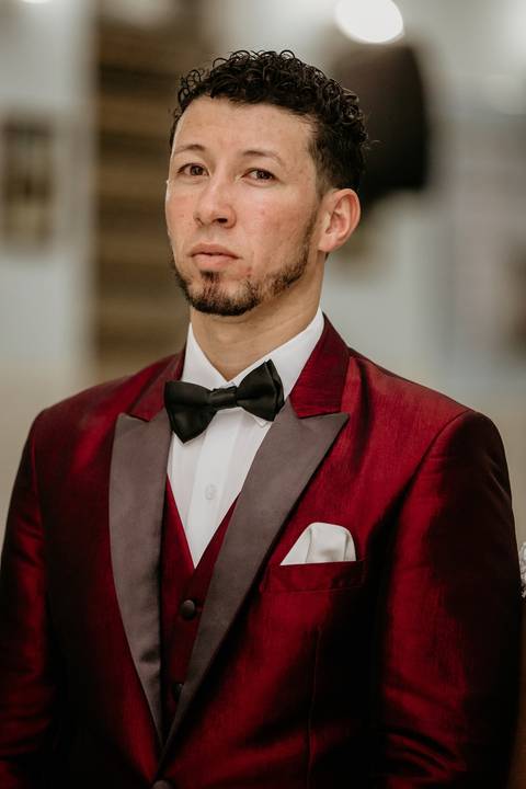 Noivo na cerimônia de casamento'