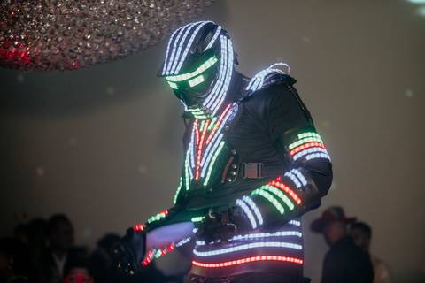 Robô de led festa debutante'